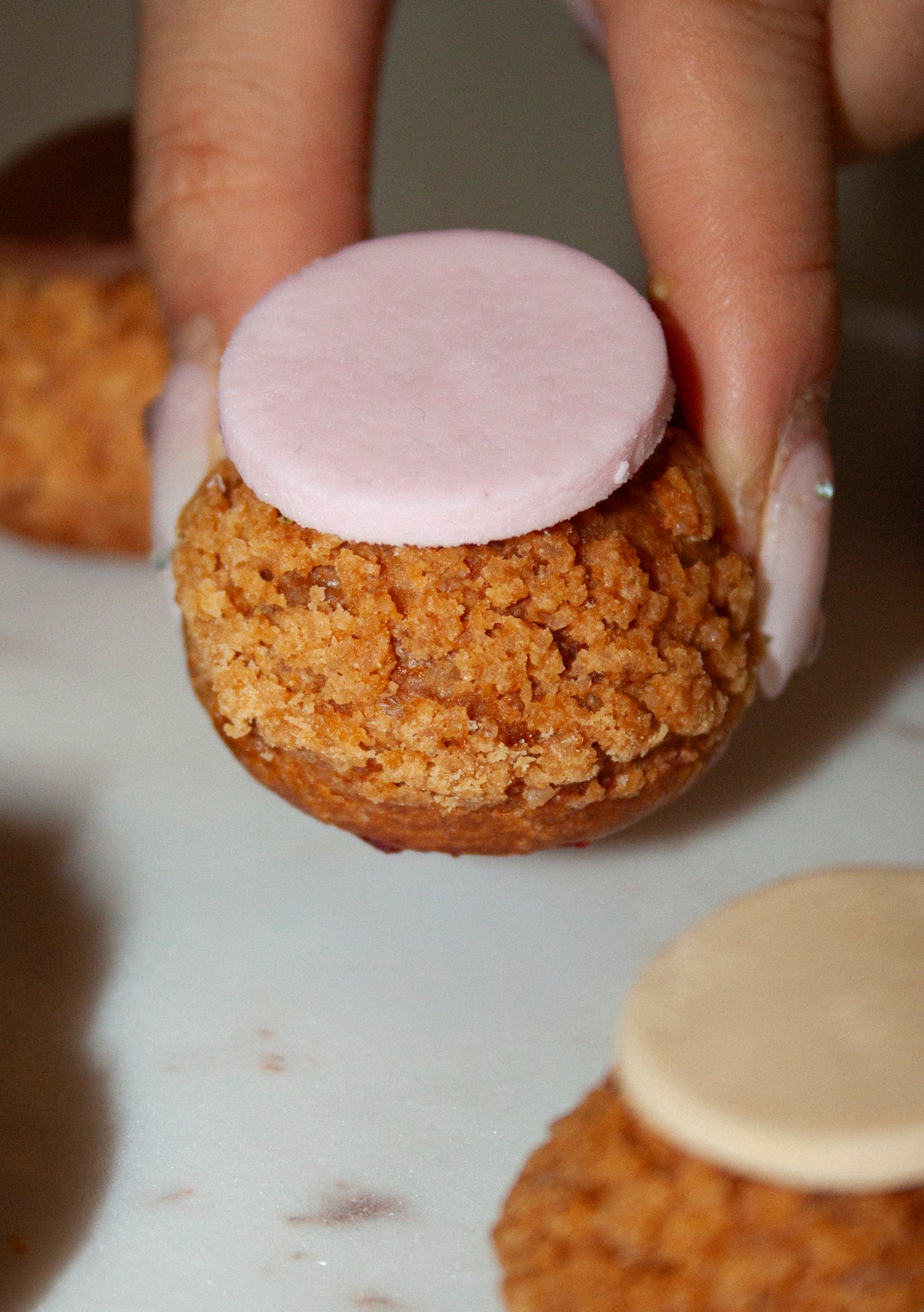 Choux craquelins fourrés